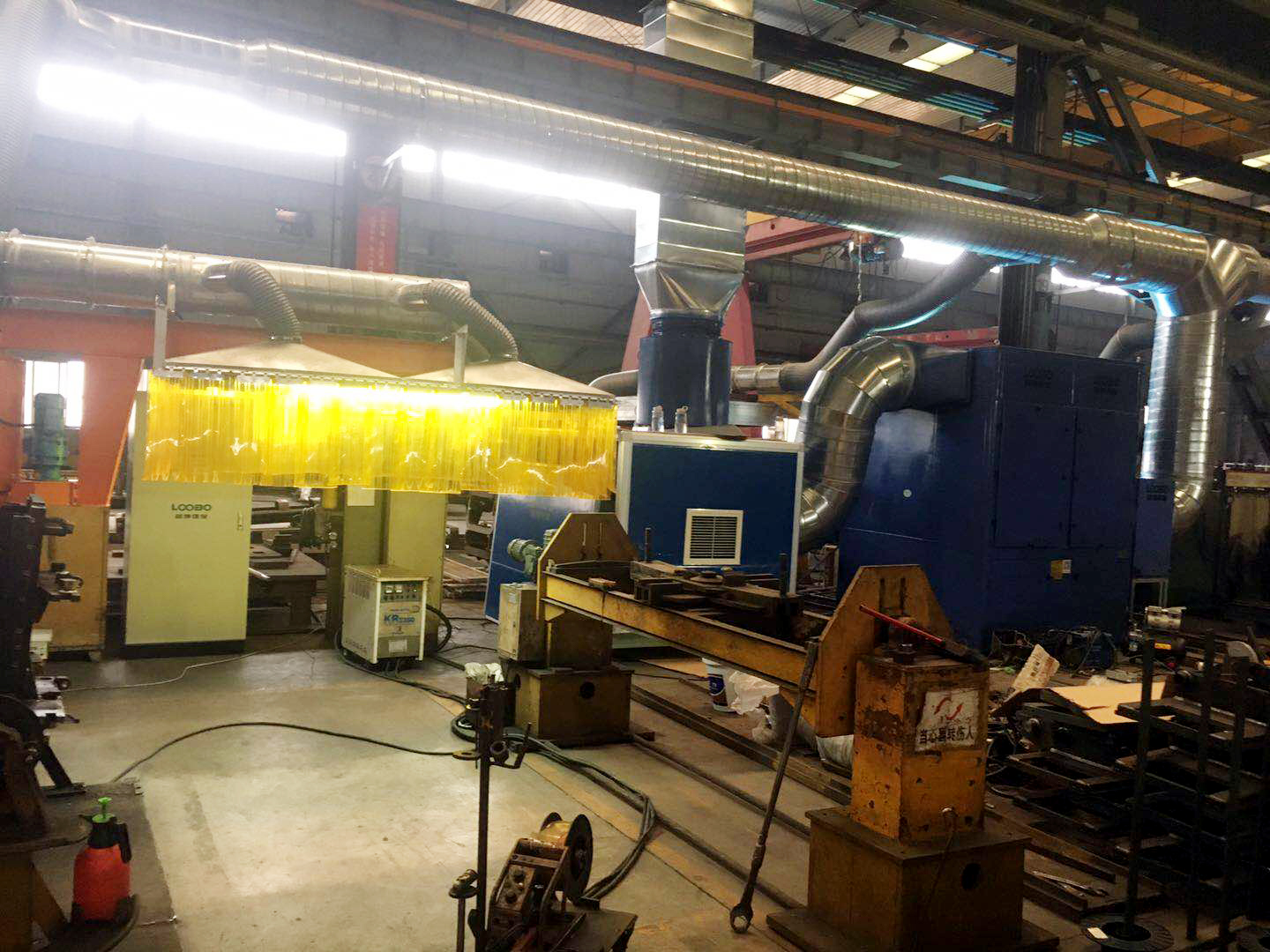 焊接煙塵凈化系統(tǒng)集塵罩設(shè)計(jì)要點(diǎn)