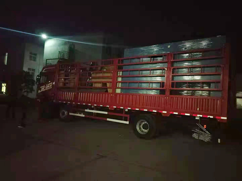 路博環(huán)保加班加點(diǎn)，確保按時(shí)交貨 (4).jpg