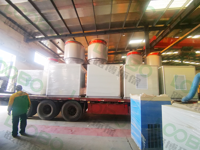 發(fā)貨篇4：焊煙凈化器，助力綠色生產(chǎn)，享受健康無煙焊接環(huán)境